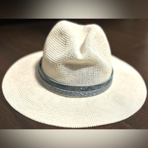 ‼️RARE‼️?VINCE CAMUTO??NWT?Double Buckle Straw Panama Hat in White/Turquoise main image 2
